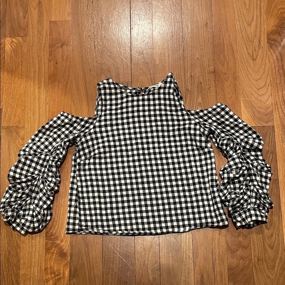 Black & White Gingham Cold-Shoulder Blouse